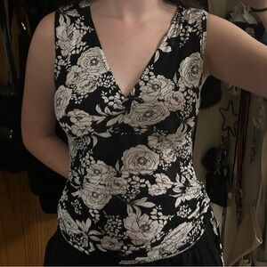 Vintage iz byer California black and white floral top